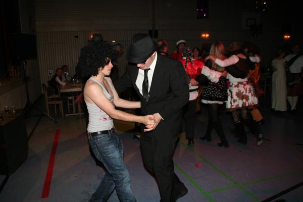 Ball2012 230